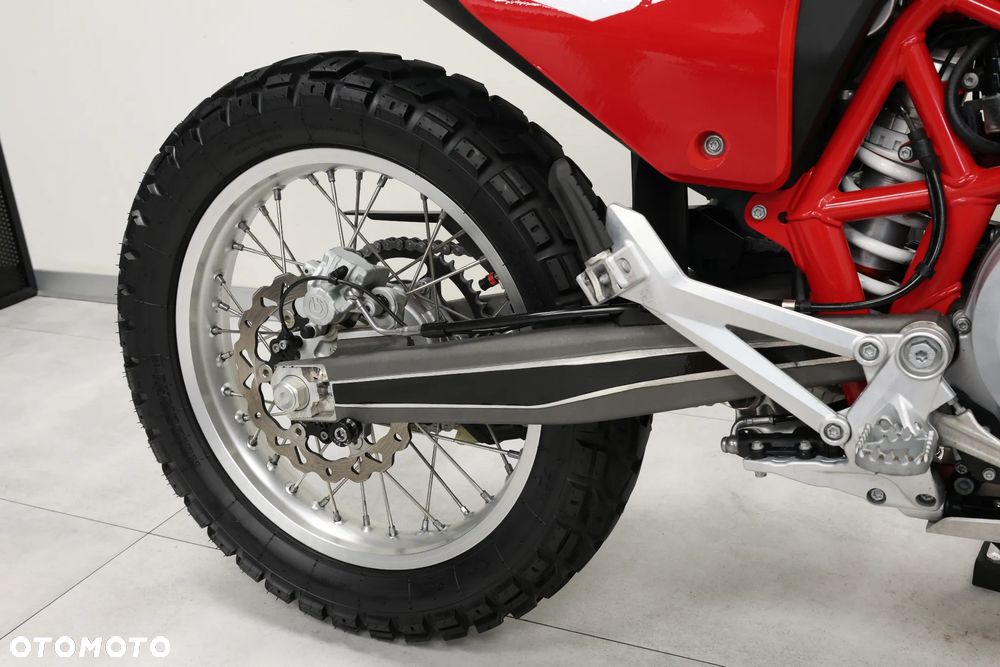 Husqvarna 701 - 36