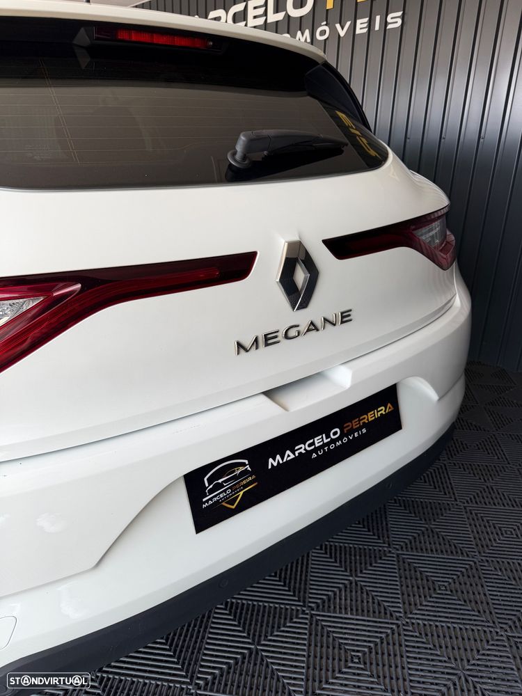 Renault Mégane dCi 95 FAP Paris Business - 9