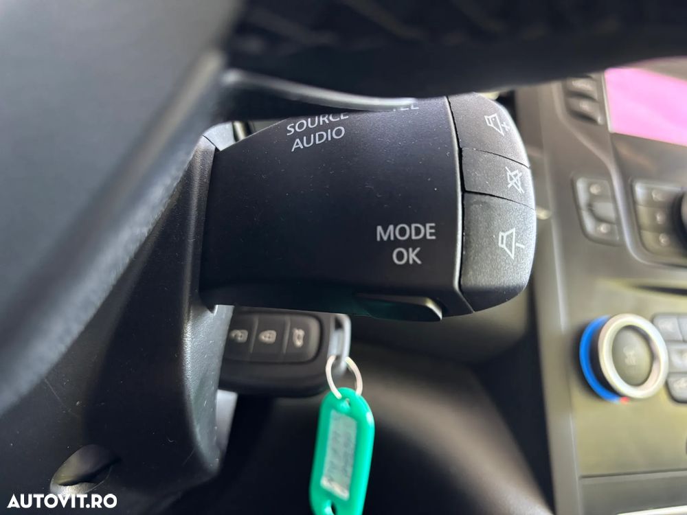 Renault Megane TCe GPF EDC Intens - 22