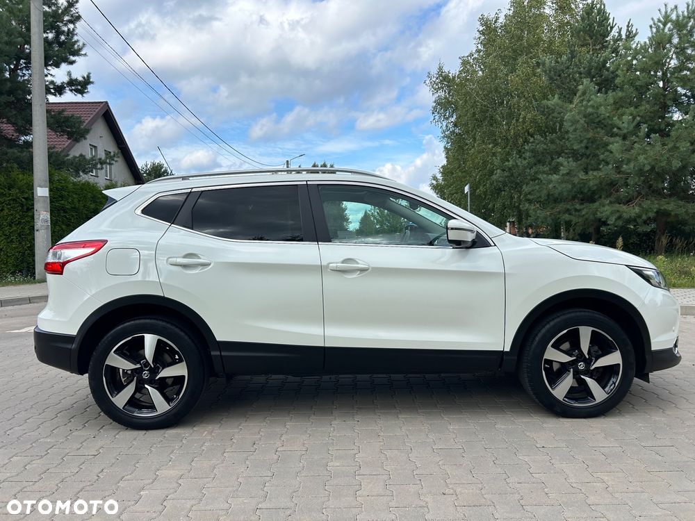 Nissan Qashqai - 12