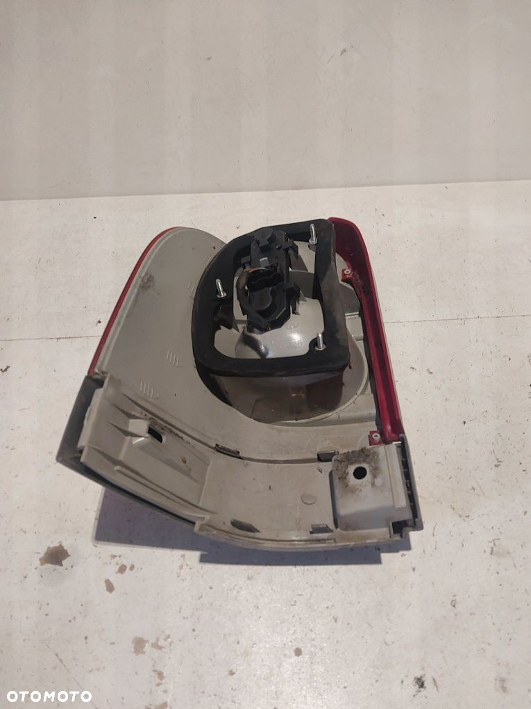 Prawa tylna lampa w błotnik prawy tył vw volkswagen Sharan mk1 lift 1 - 5