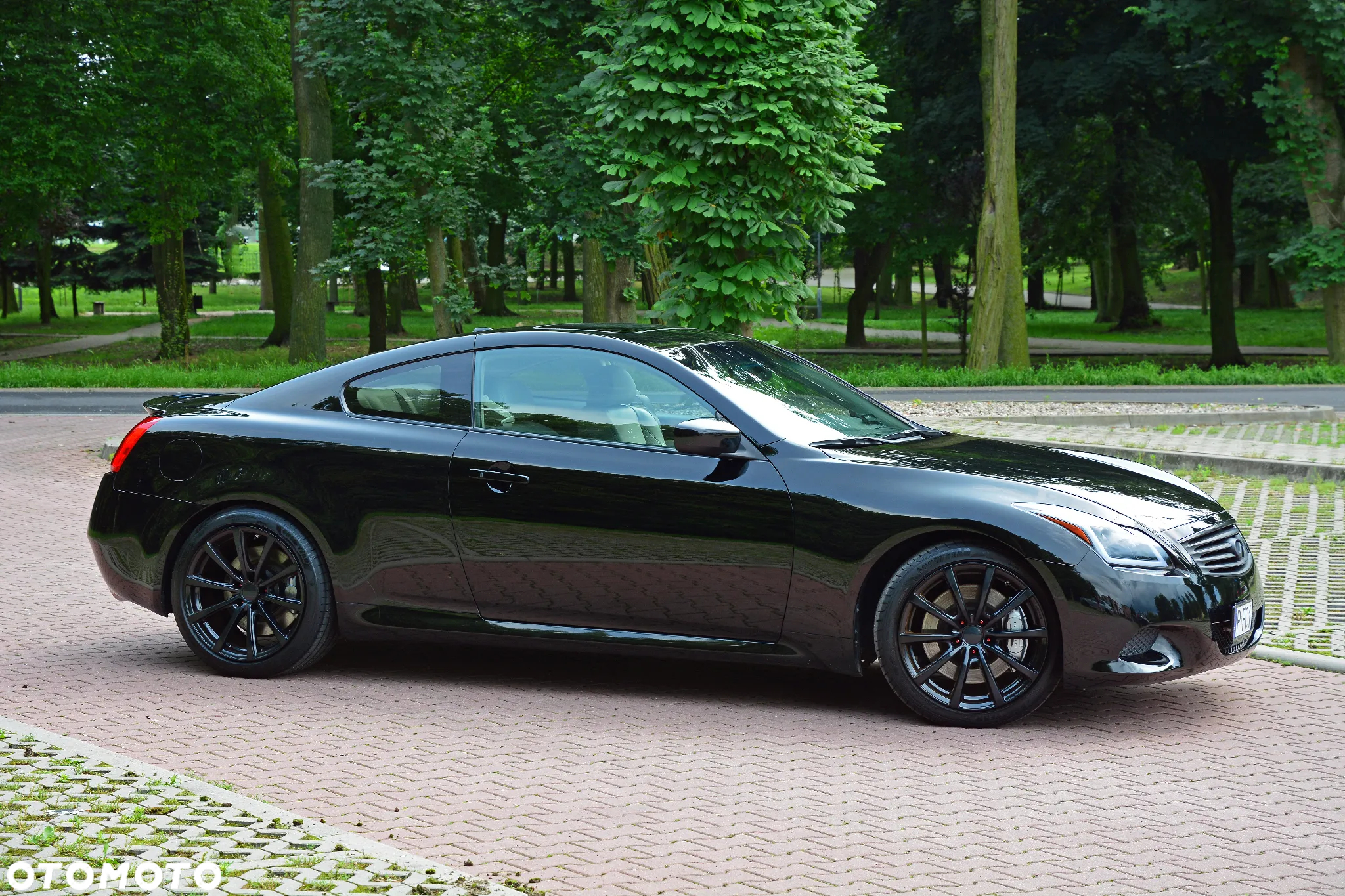 Infiniti G G37 S - 8