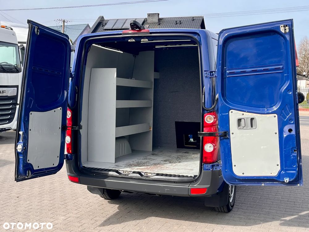 Volkswagen CRAFTER 7 OSÓB / SALON POLSKA / BEZWYPADKOWY / PIERWSZY WŁAŚCICIEL / 2.0 140KM ! ! - 24