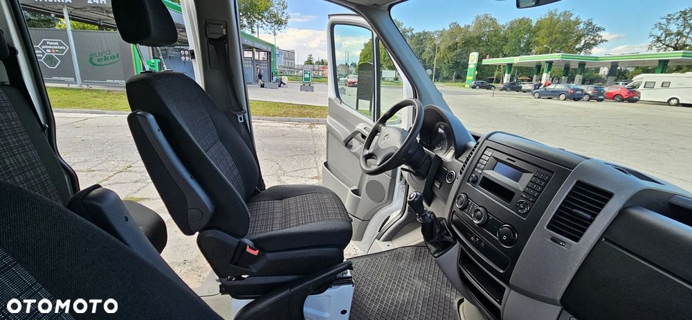 Mercedes-Benz SPRINTER - 17