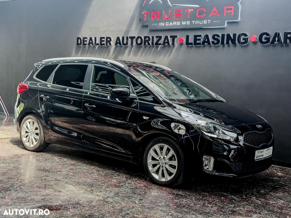 Kia Carens - 8