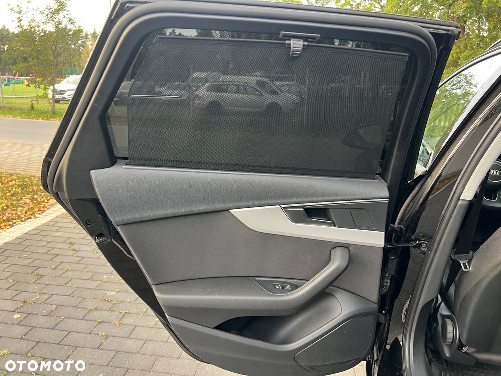 Audi A4 Avant 30 TDI S tronic - 15