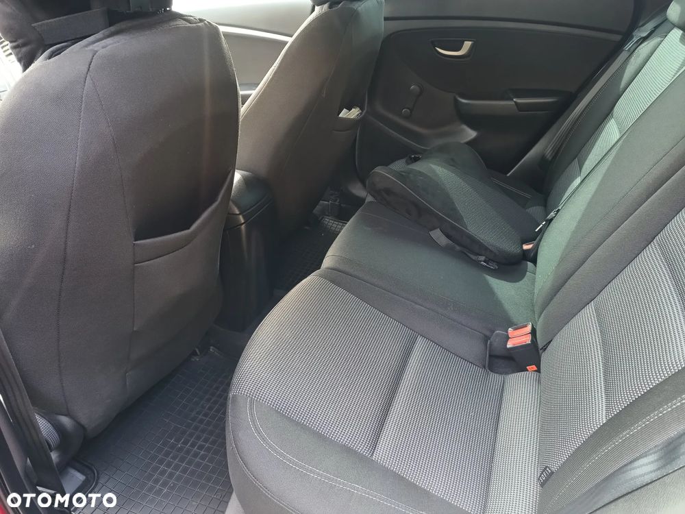 Hyundai i30 1.6 Classic + - 5