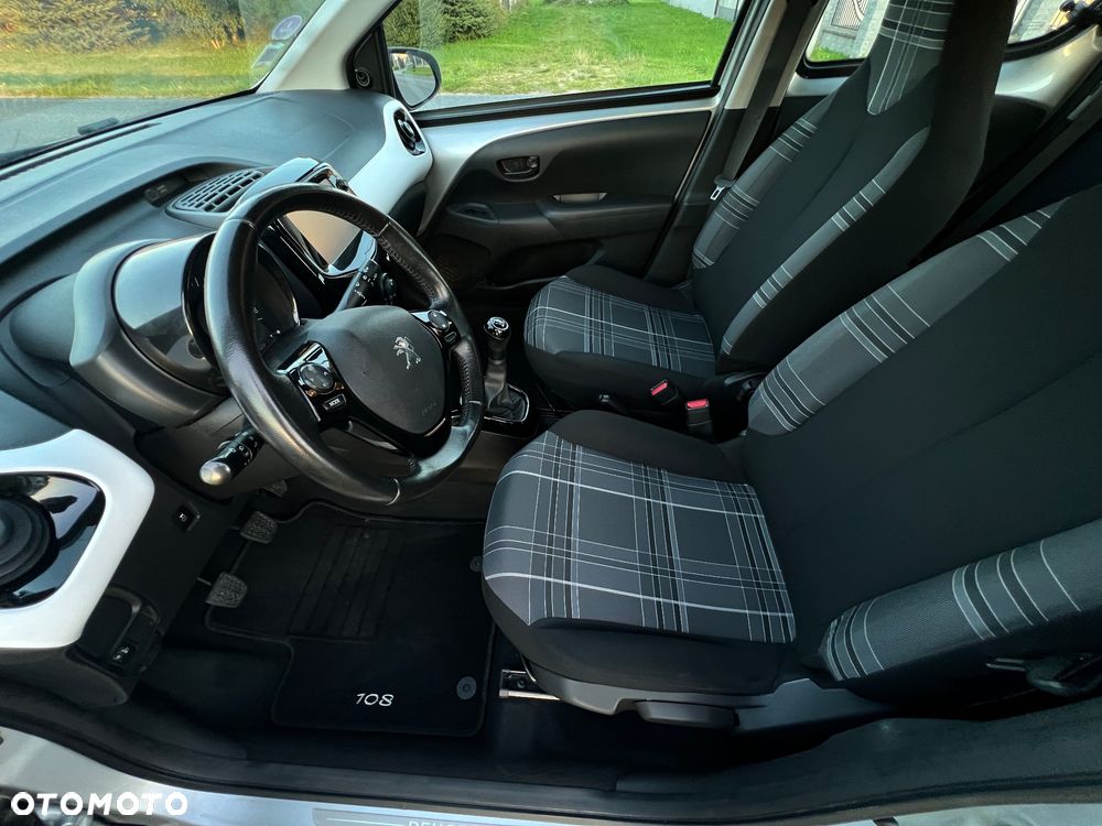 Peugeot 108 - 8