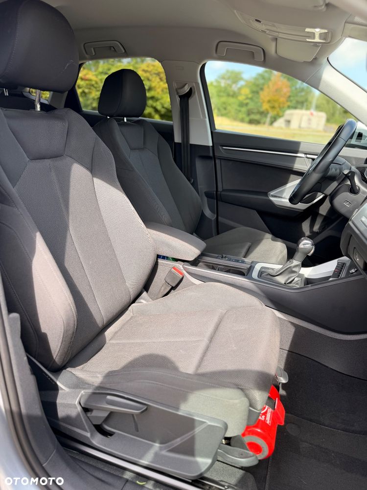 Audi Q3 35 TDI S tronic - 16