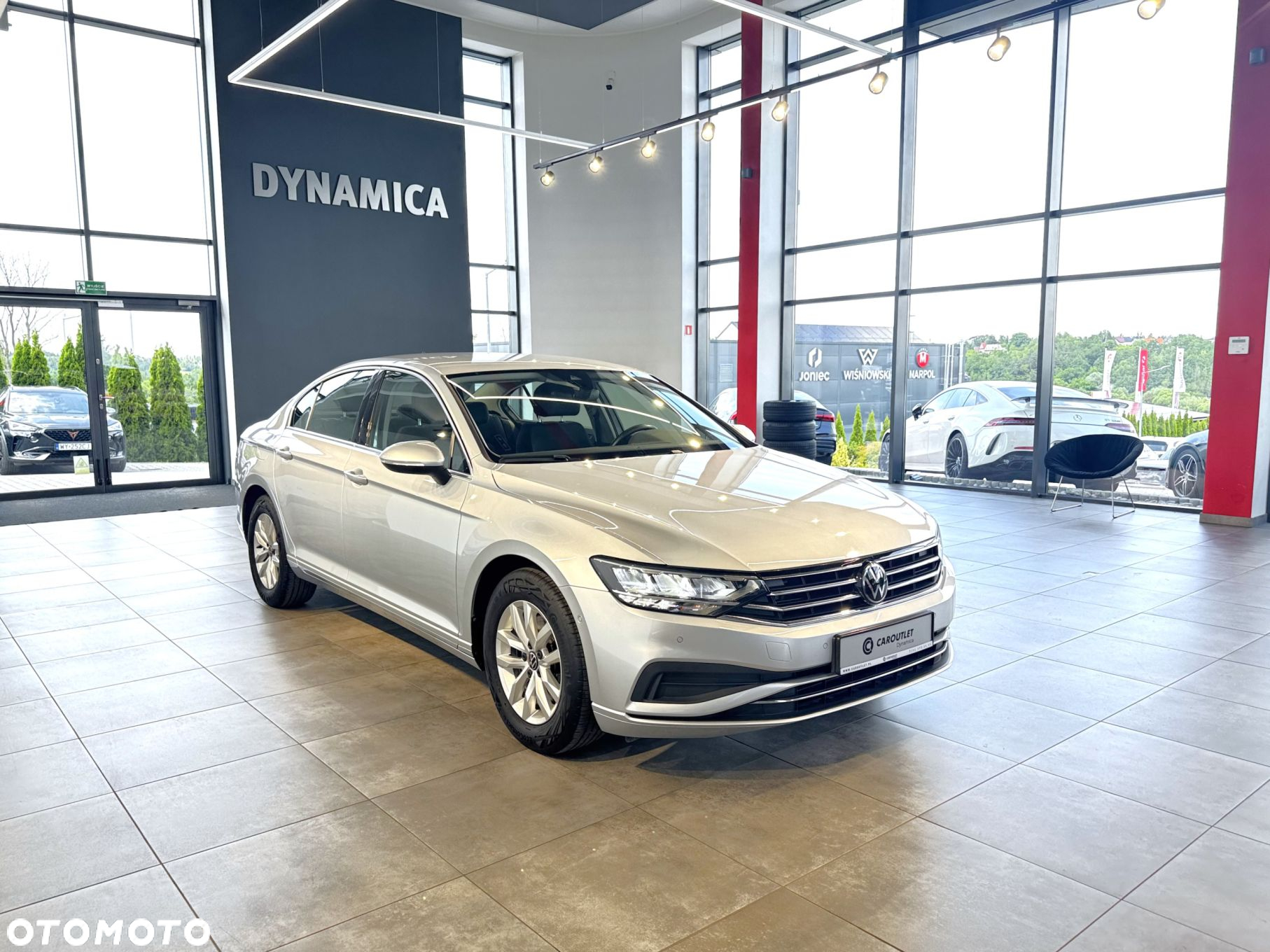 Volkswagen Passat - 2