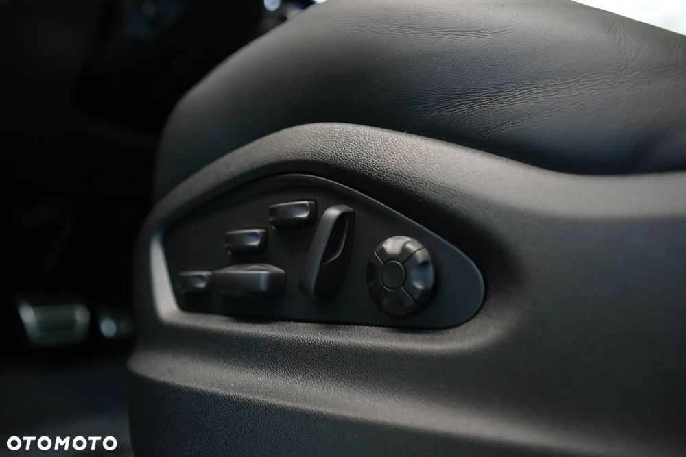 Porsche Cayenne Turbo E-Hybrid PHEV - 30