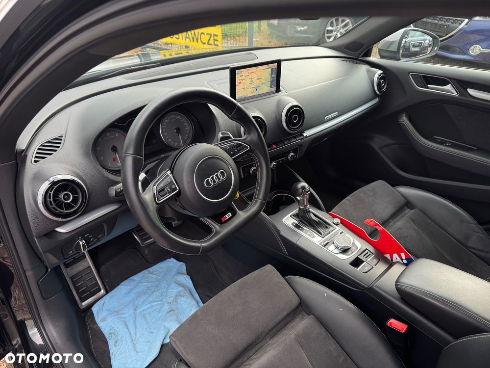 Audi RS3 Sportback S tronic - 13