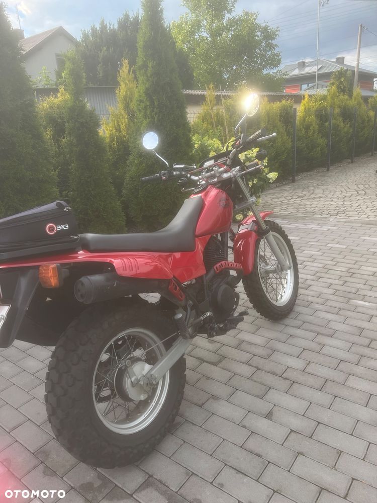 Yamaha TW - 4