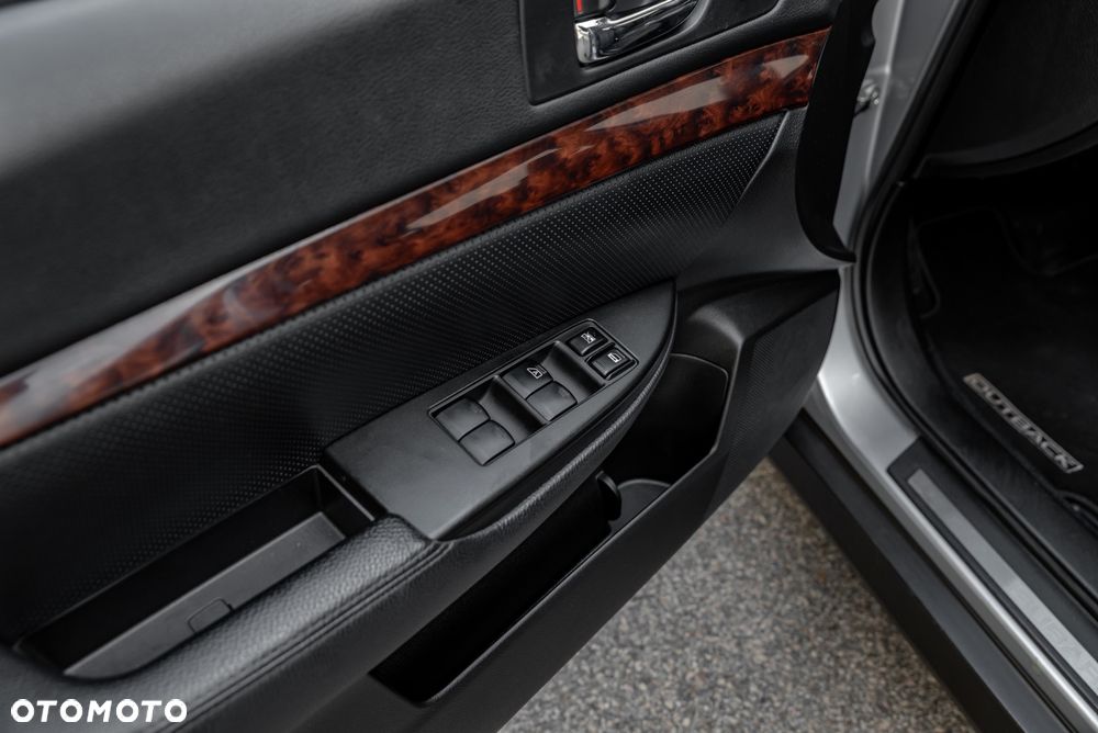 Subaru Outback 3.6 R Exclusive Navi - 18