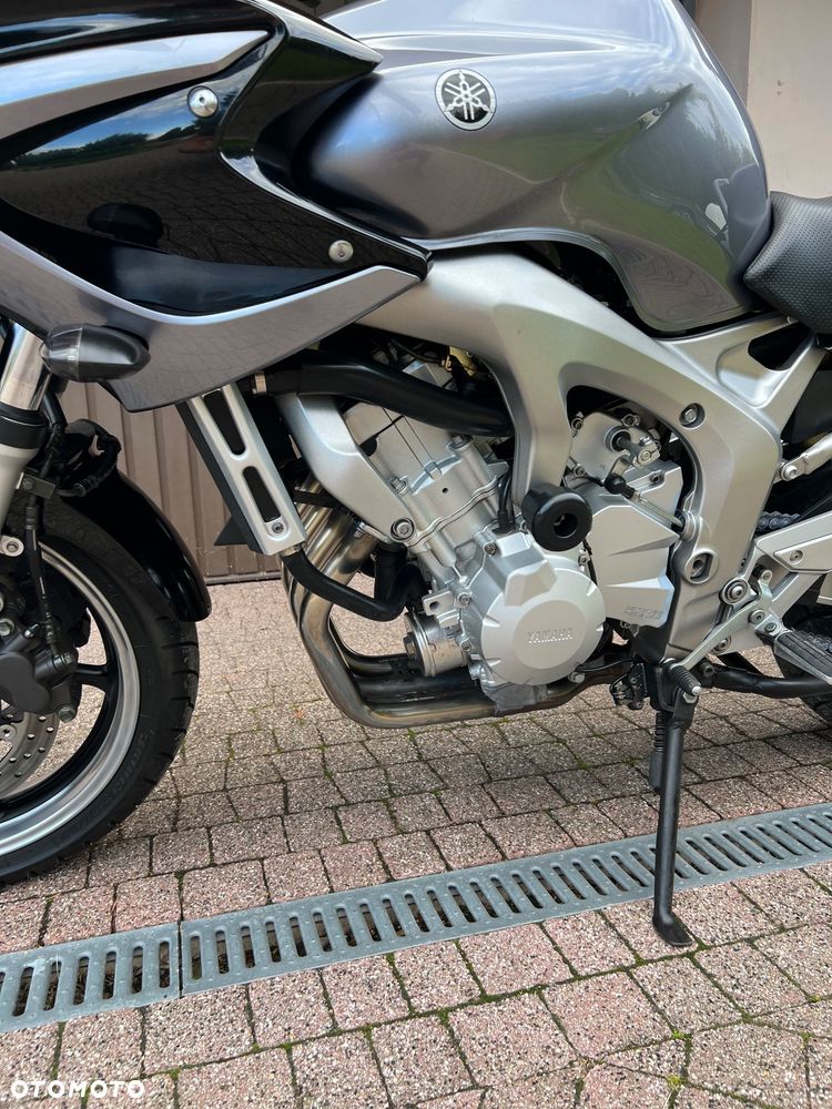 Yamaha FZ6 - 22