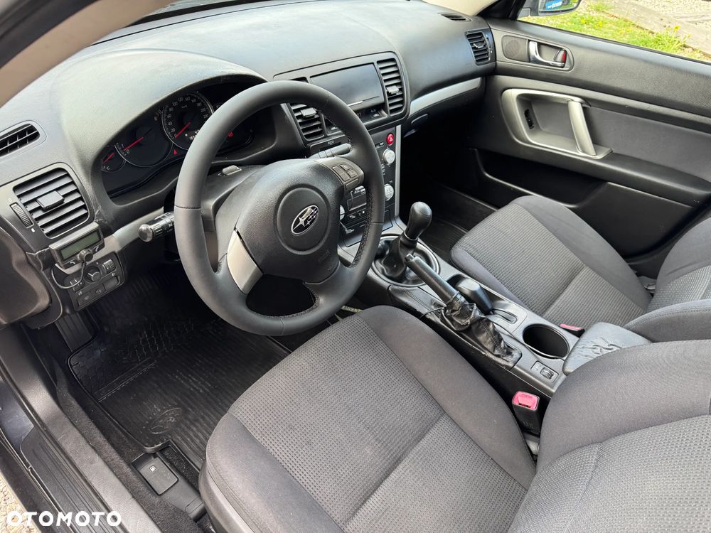 Subaru Legacy Kombi 2.0i Comfort - 27