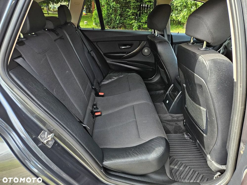 BMW Seria 3 - 27