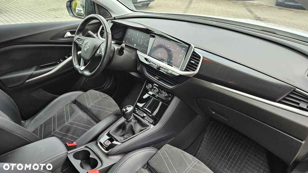 Opel Grandland 1.2 T GS S&S - 15