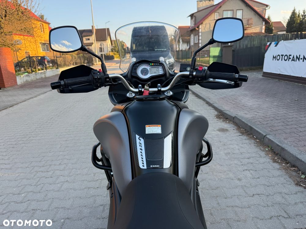 Suzuki DL - 17