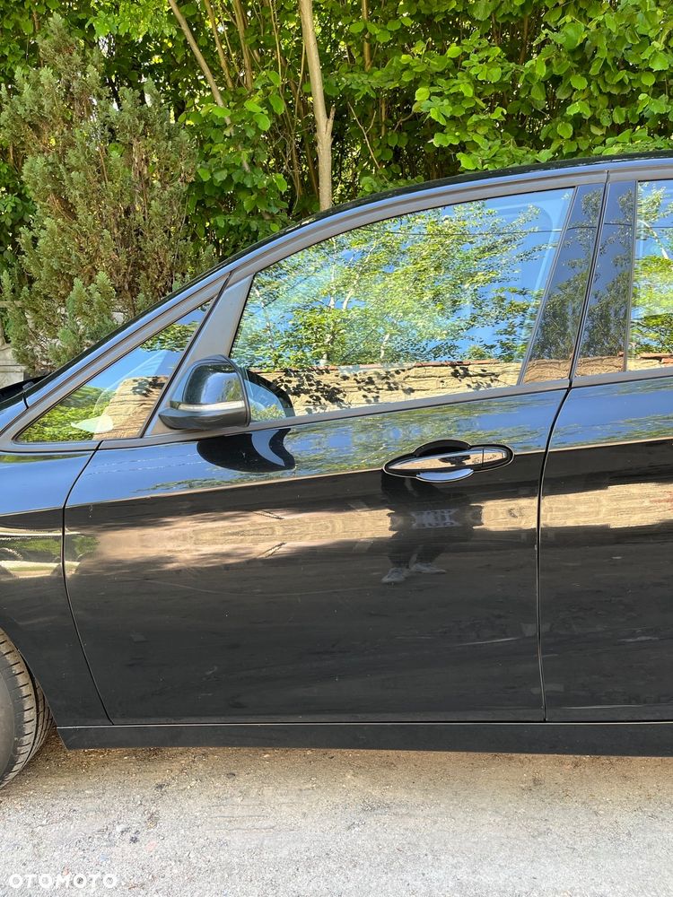 BMW 2 F45 ACTIVE TOURER CZESCI 668 2015 - 10