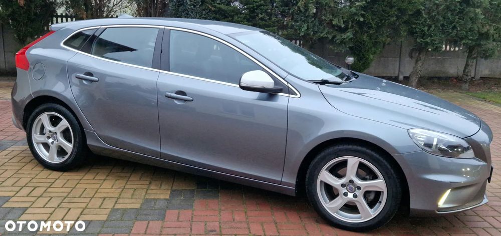 Volvo V40 D2 RDesign - 13