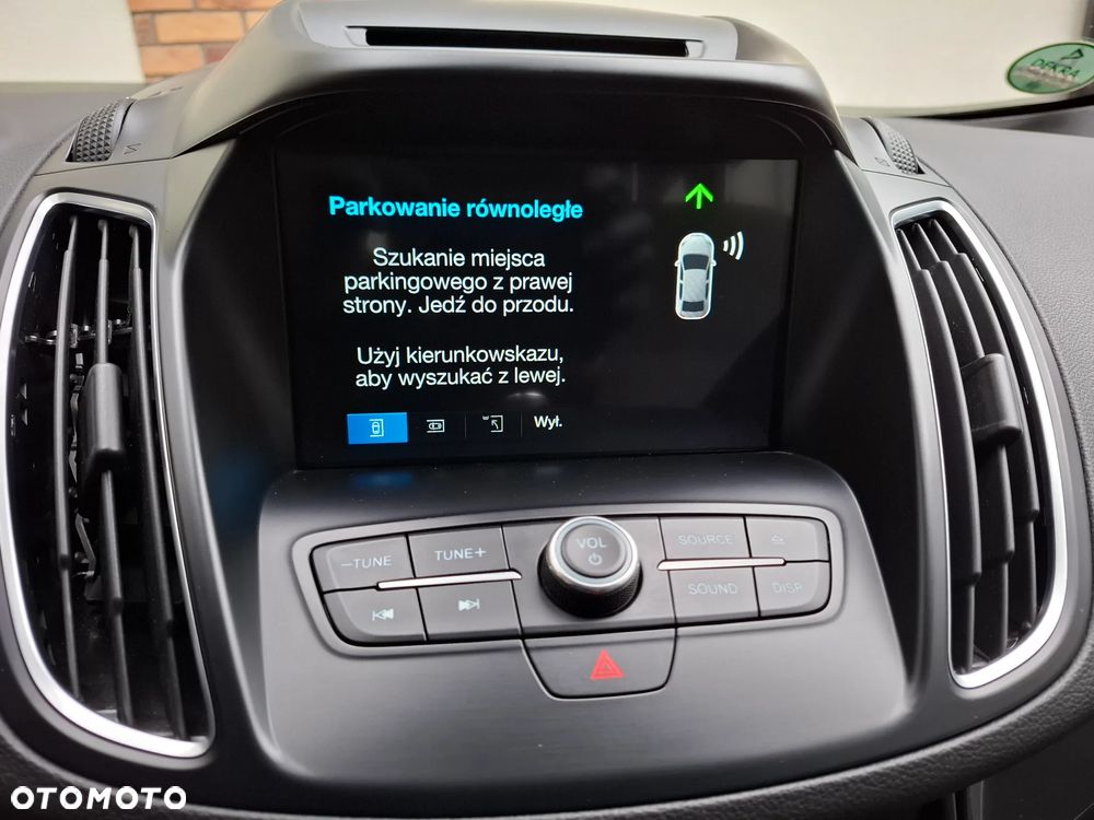 Ford C-MAX 1.0 EcoBoost Titanium ASS - 23