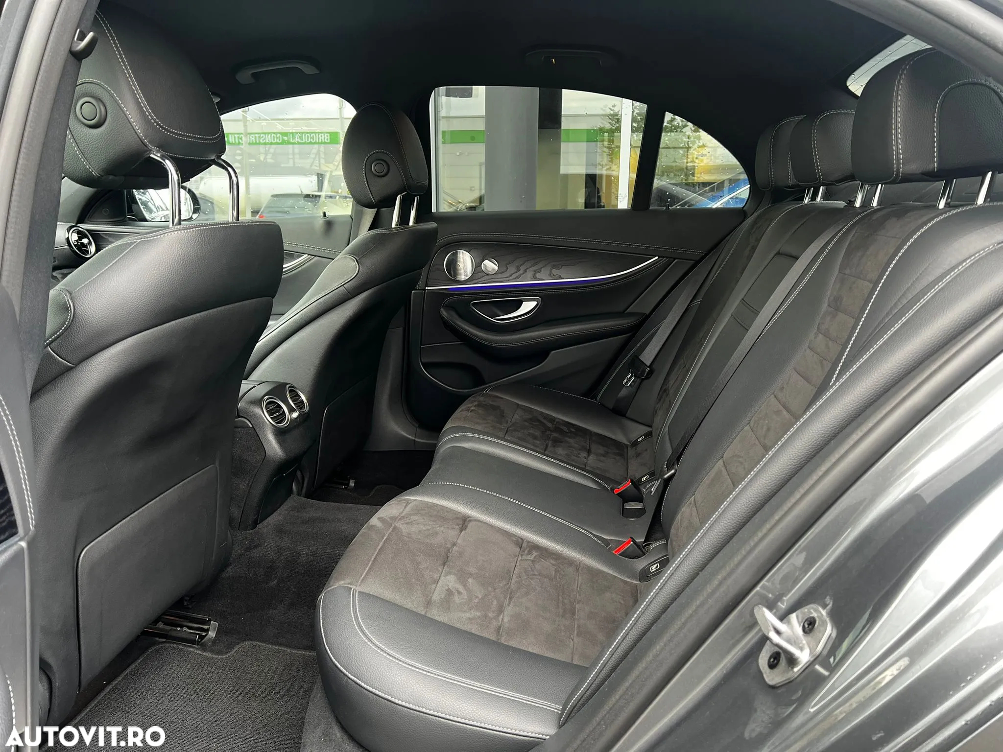 Mercedes-Benz E 220 d 4MATIC Aut. - 10
