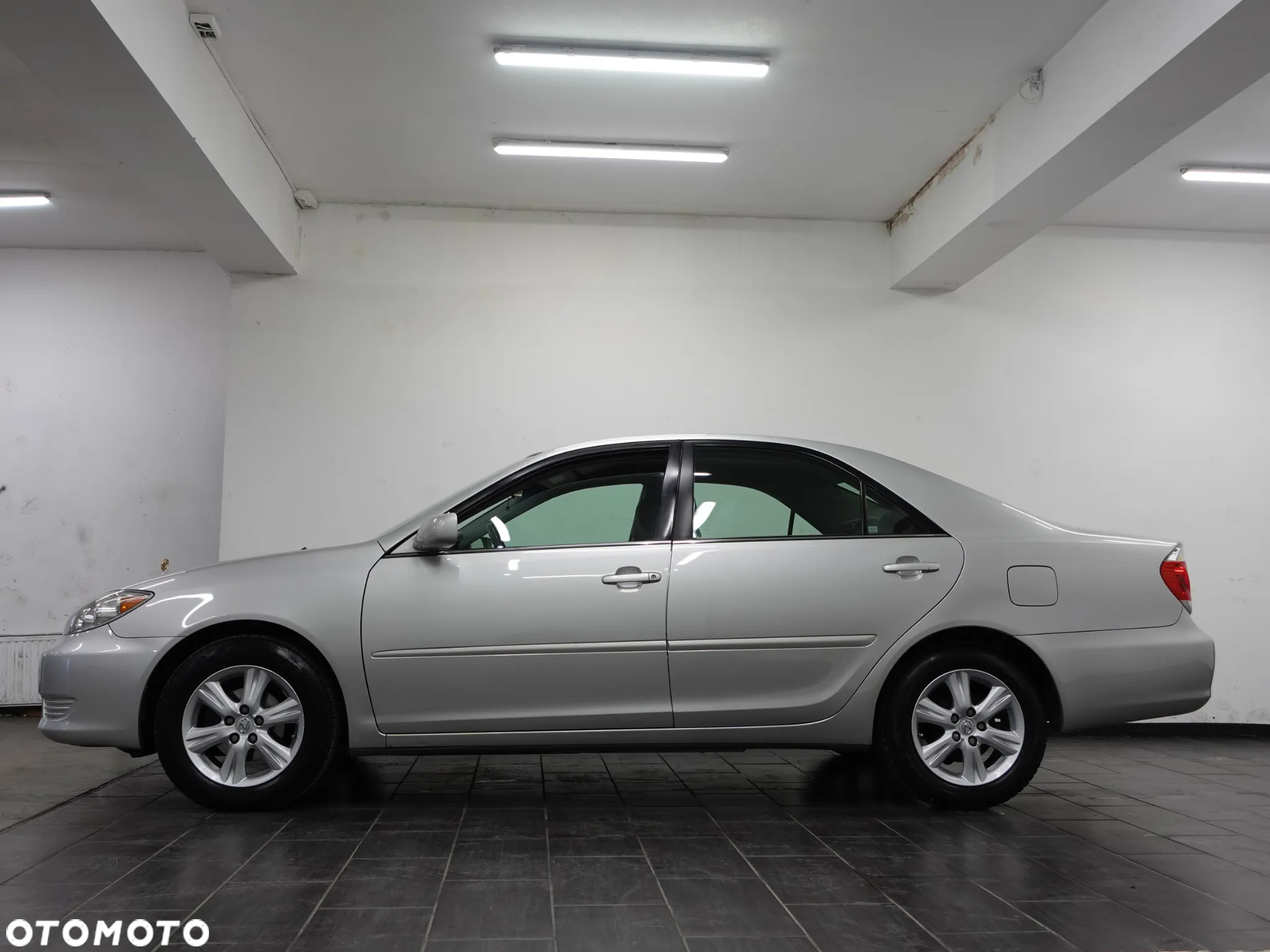 Toyota Camry 2.4 VVT-i - 5