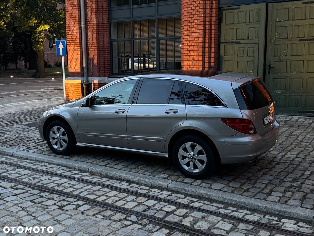 Mercedes-Benz Klasa R 350 4Matic 7G-TRONIC - 13