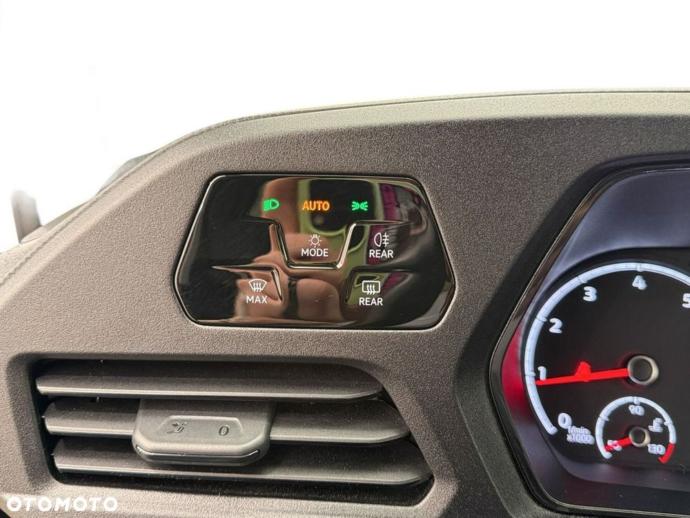 Volkswagen Caddy - 26