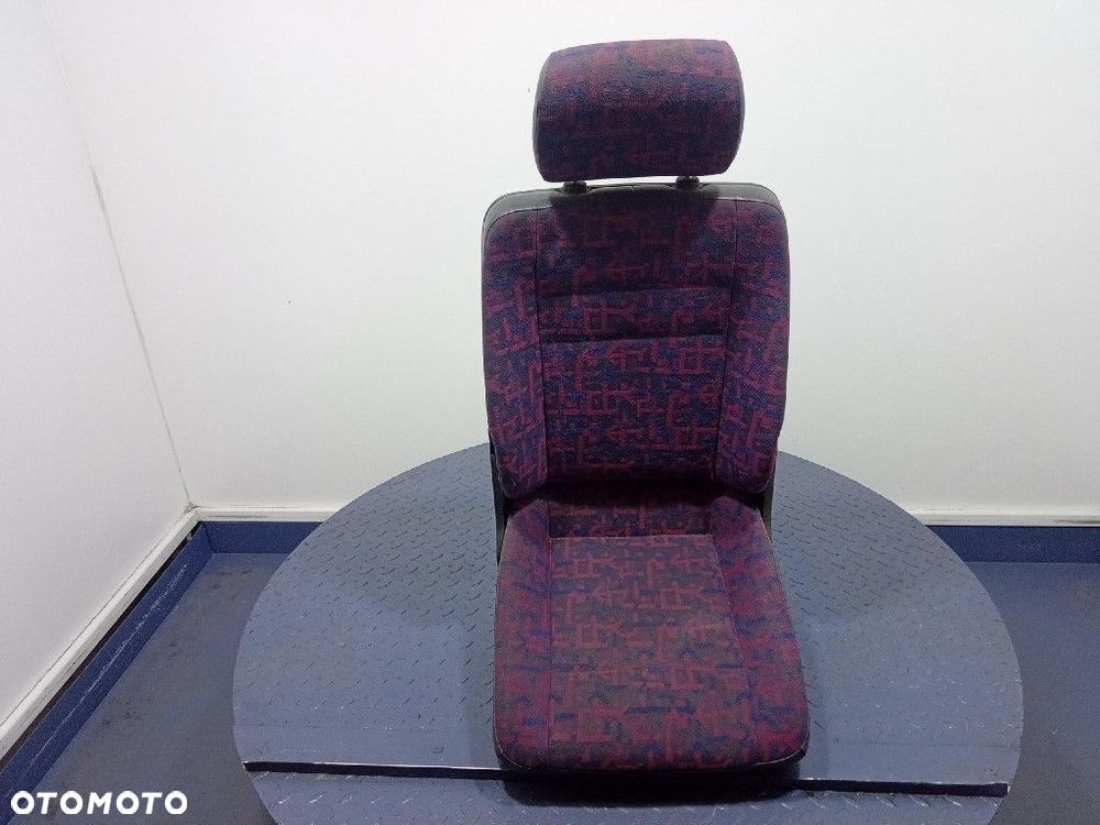 MERCEDES VITO W638 FOTEL TYŁ PRAWY TYLNY 2 II RZĄD - 1