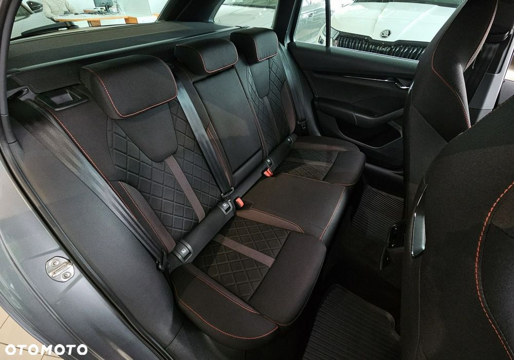 Skoda Octavia - 12