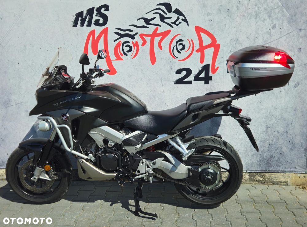 Honda VFR - 6