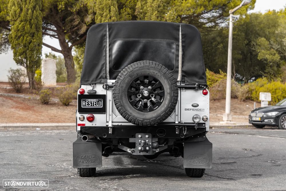 Land Rover Defender 110 2.2 CRD SE Utility - 5