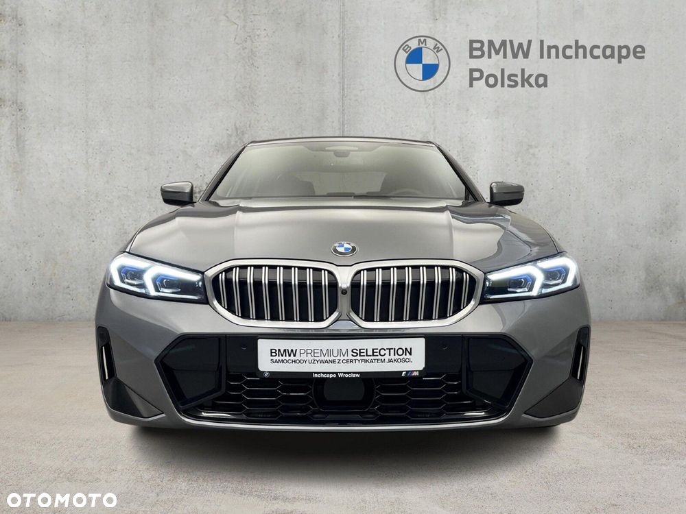 BMW Seria 3 330i xDrive M Sport - 8
