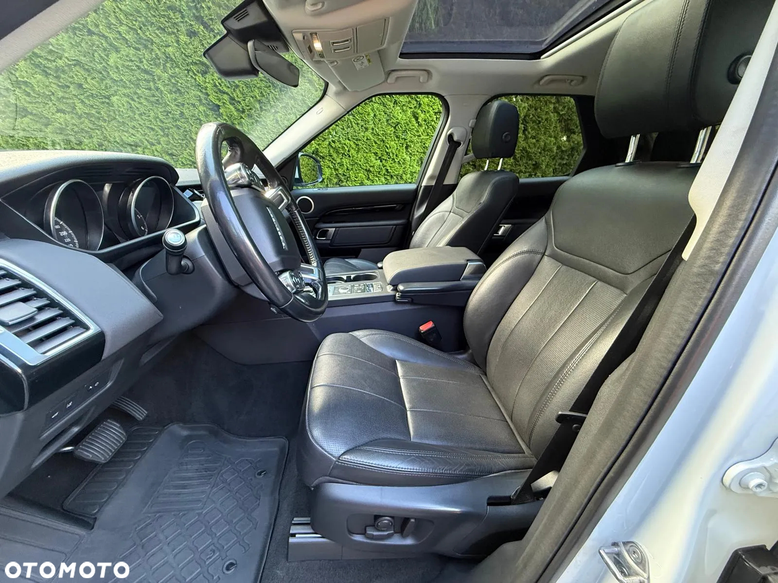 Land Rover Discovery V 2.0 SD4 S - 15