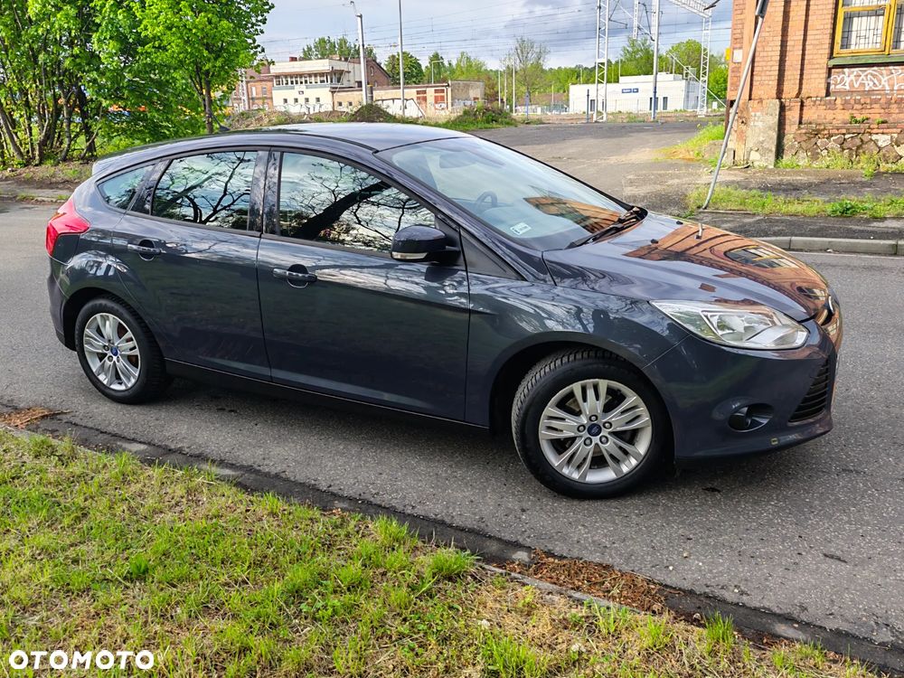 Ford Focus 1.6 Ambiente - 18
