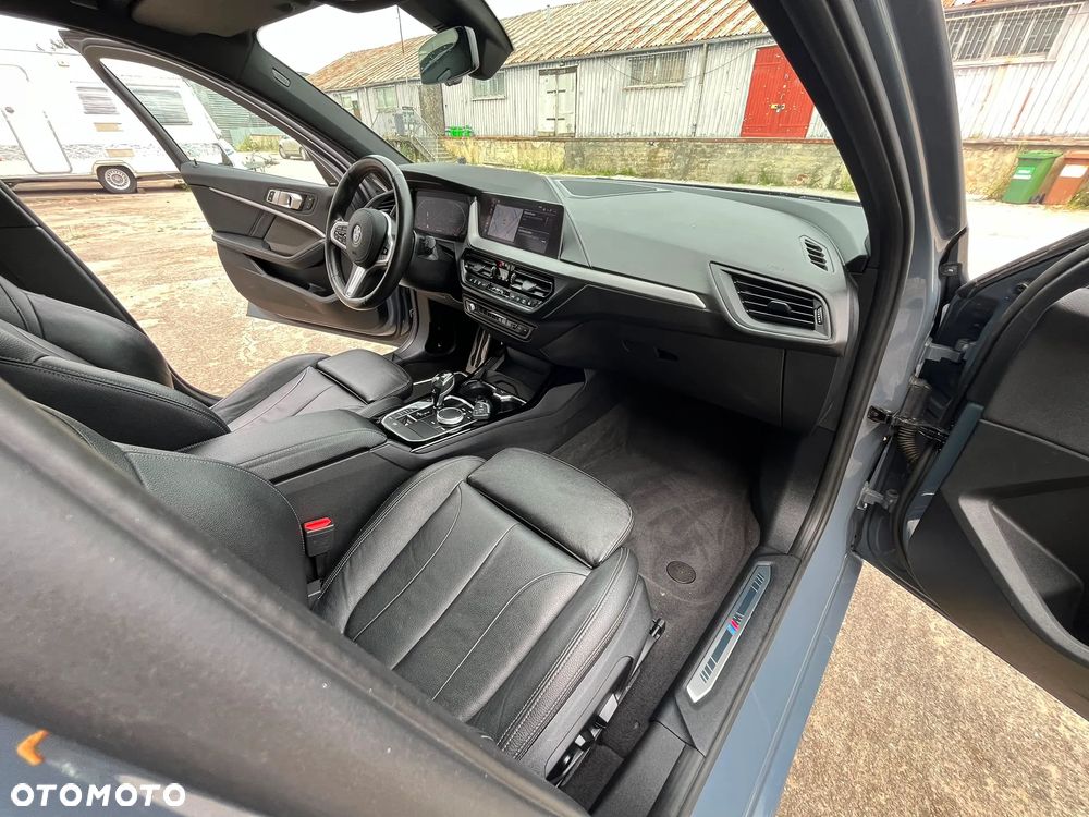 BMW Seria 1 118i M Sport - 8