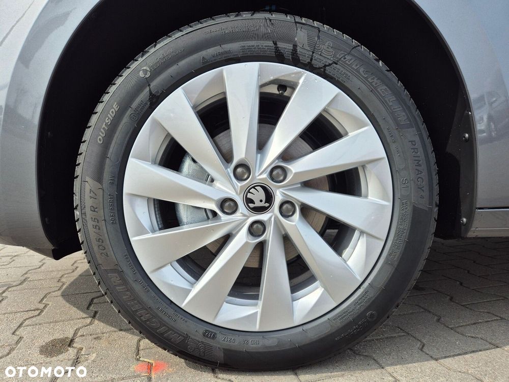 Skoda Octavia 1.5 TSI Drive Selection - 8