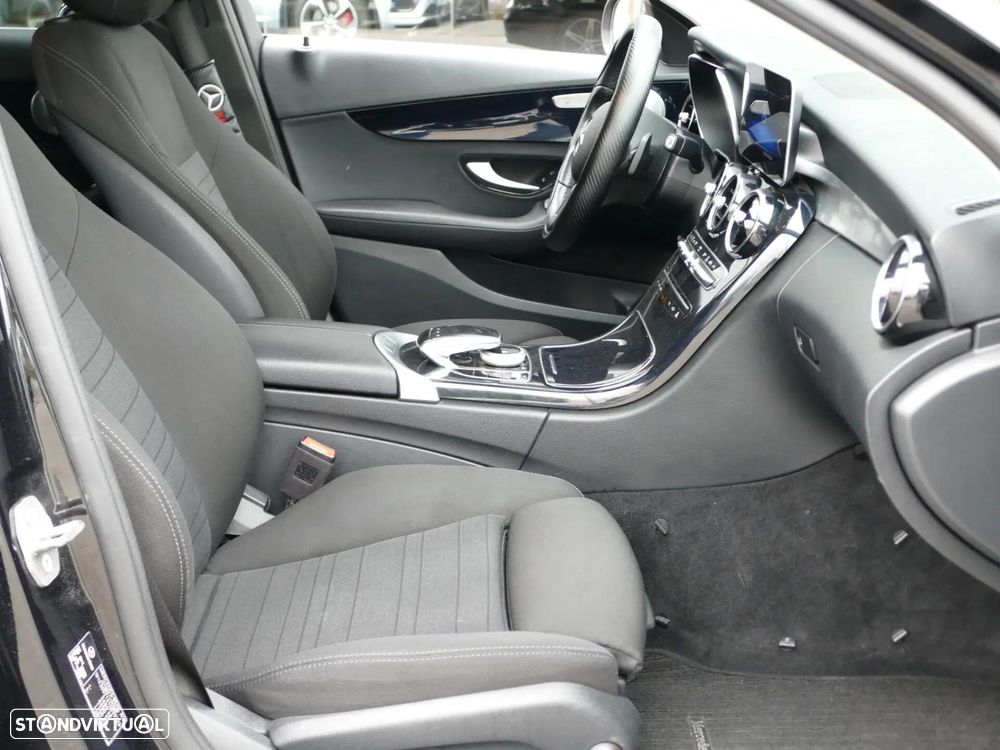 Mercedes-Benz C 300 de Avantgarde - 28