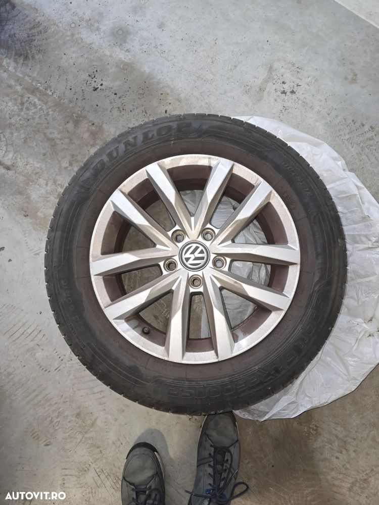 Volkswagen Passat 2.0 TDI SCR BlueMotion Comfortline - 24