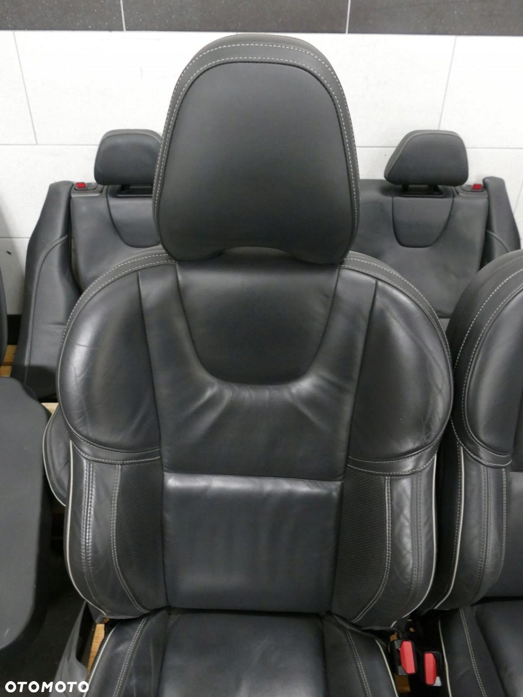 VOLVO XC60 I LIFT R-DESIGN FOTEL BOCZEK KANAPA FOTELE BOCZKI CZARNA SKÓRA - 5