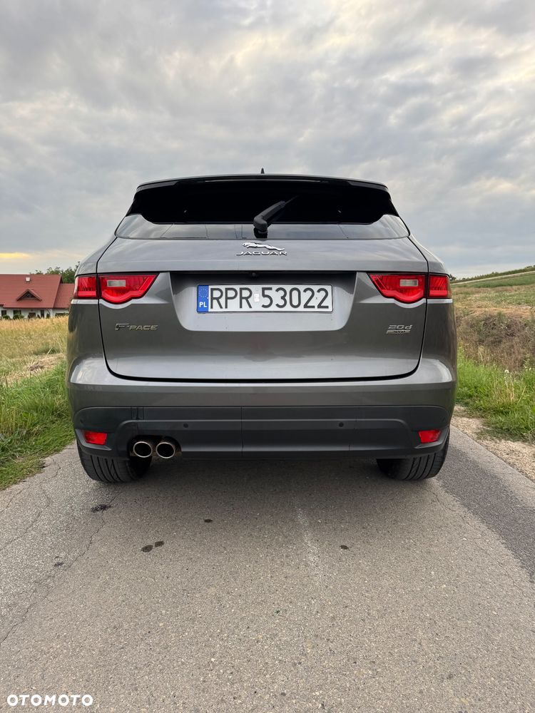 Jaguar F-Pace 2.0 i4D AWD R-Sport - 7