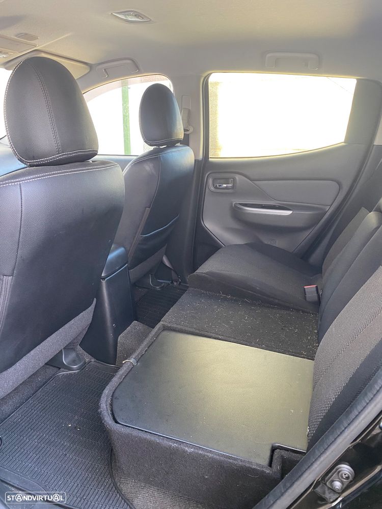 Mitsubishi L200 2.4 DI-D CD Intense Sportbox Space Cab Strakar 4WD - 9