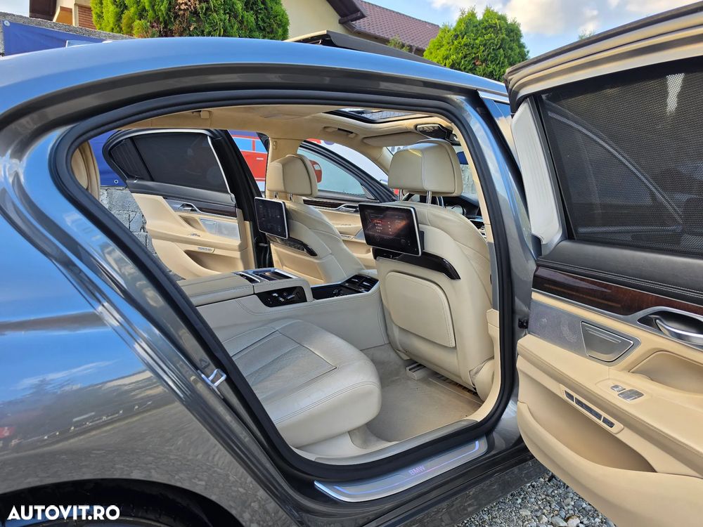 BMW Seria 7 750Li xDrive Edition Exclusive - 33