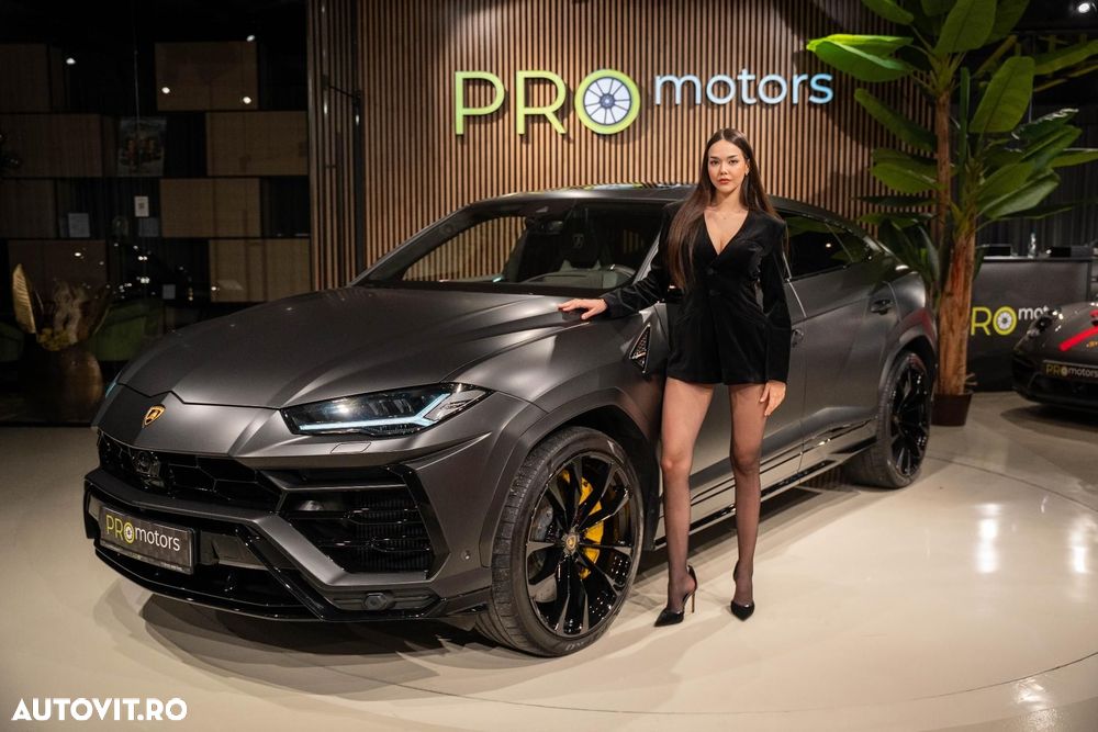 Lamborghini URUS - 1