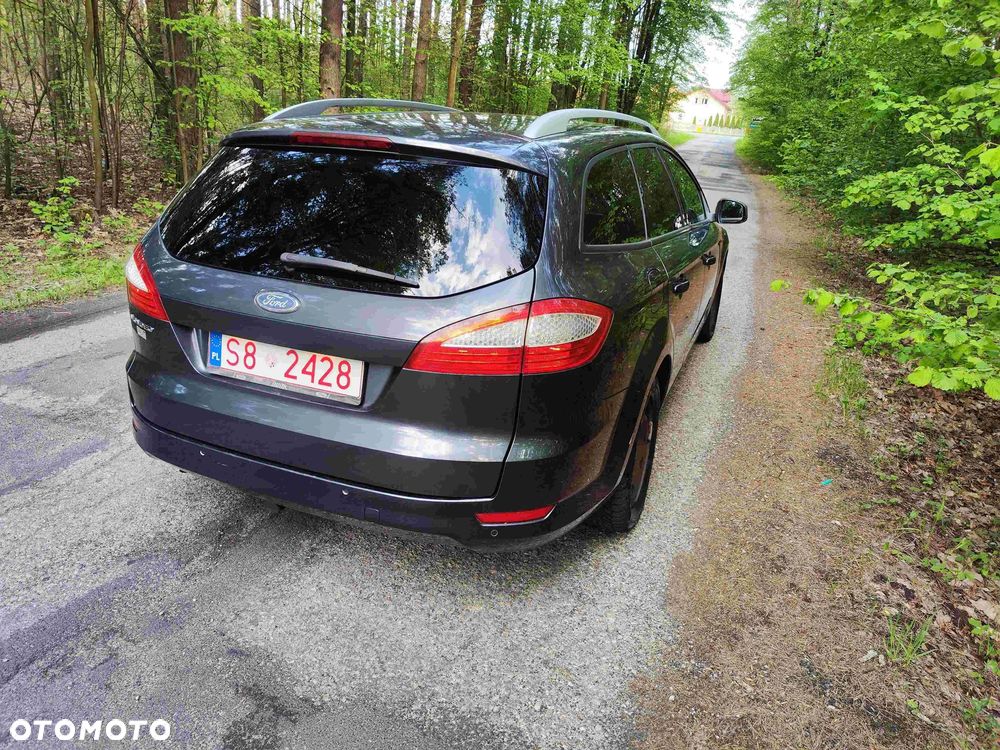Ford Mondeo 2.0 Trend - 11