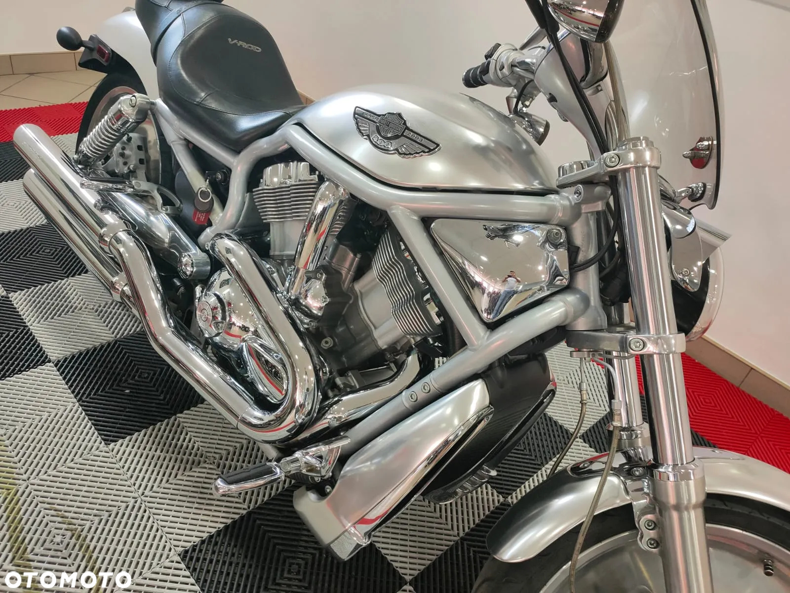 Harley-Davidson Softail V-Rod - 7