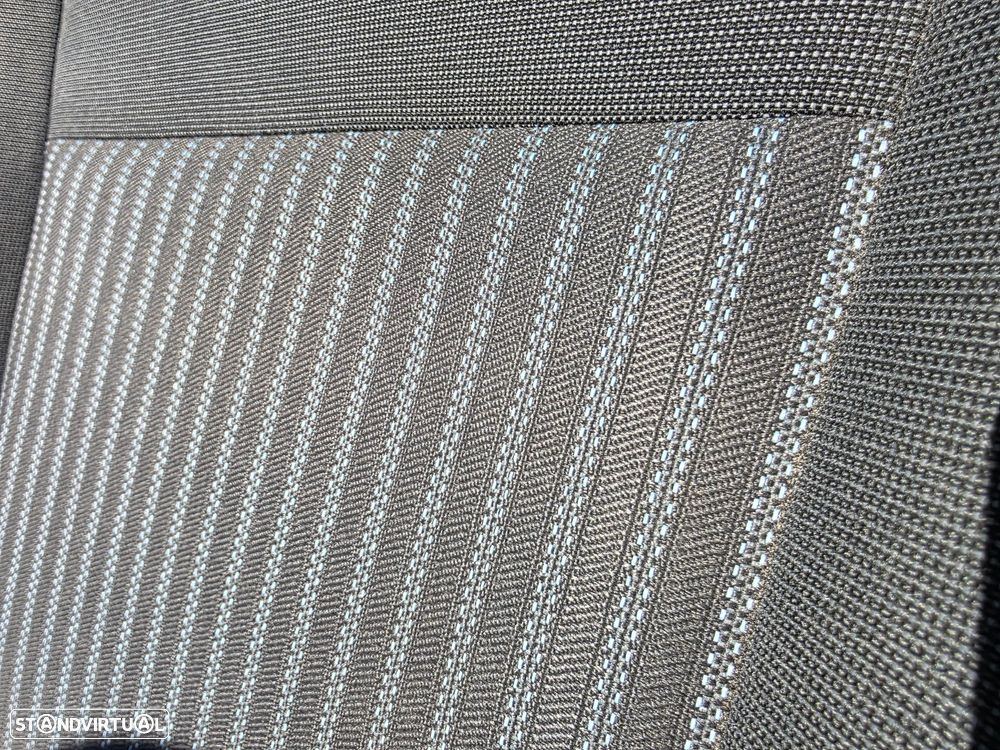 Ford Transit Custom 2.2 TDCI 270 L1 - 18