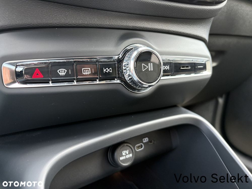 Volvo XC 40 - 19